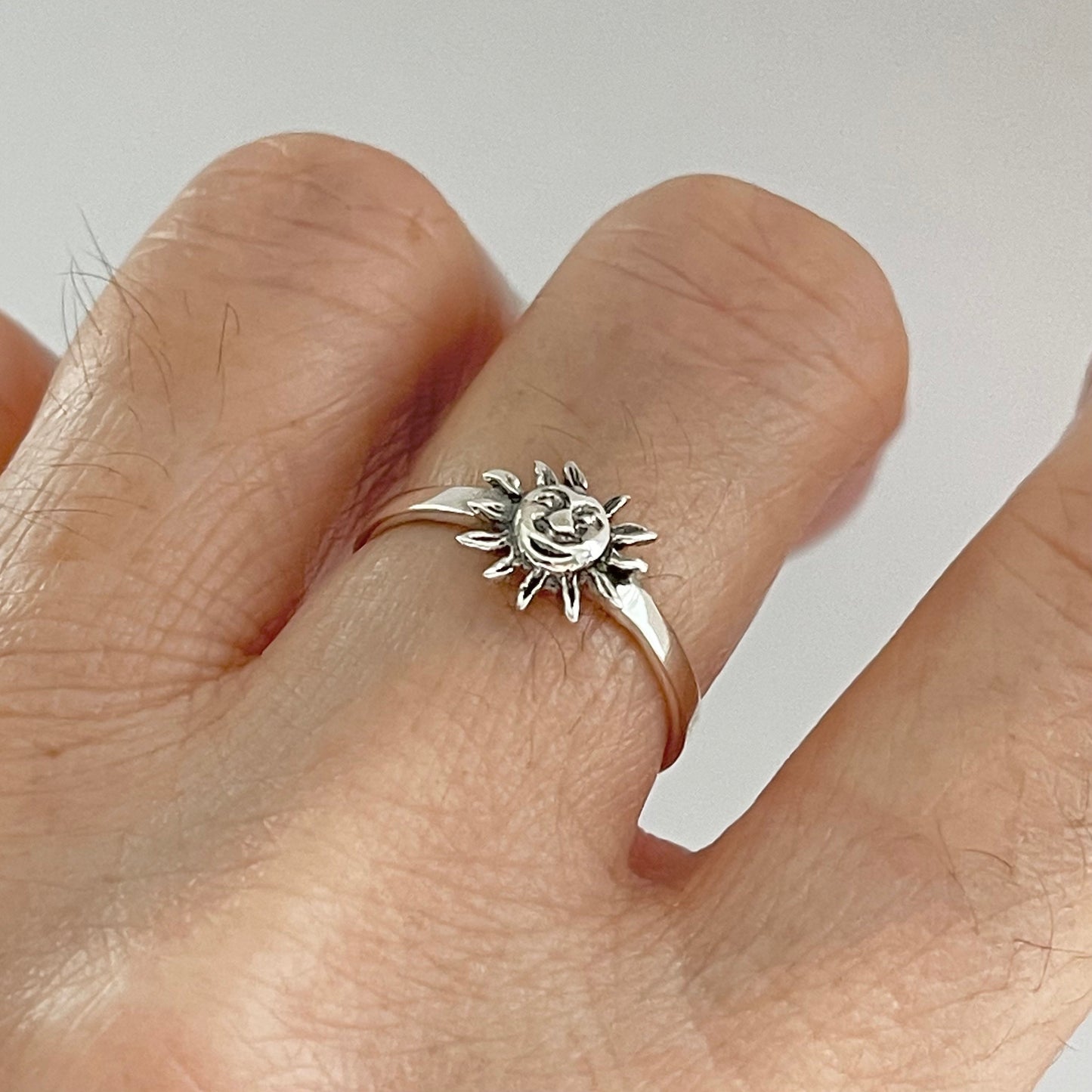 Sterling Silver Small Happy Sunshine Ring, Silver Sun Ring, Happy face Sun Ring, Promise Silver Ring, Celestial Ring, Happy Love Ring