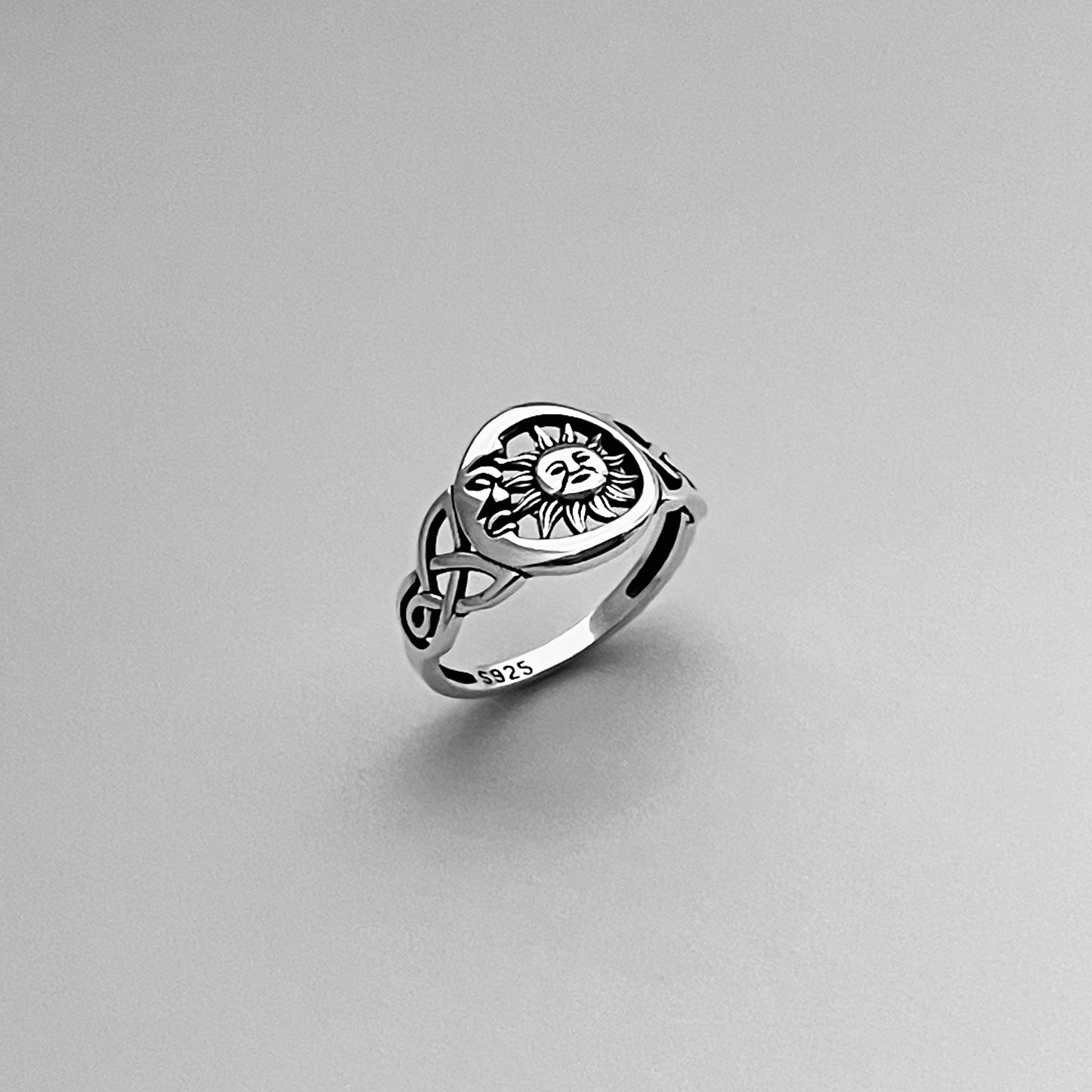 Unisex Sterling Silver Sun and Moon Celtic Ring