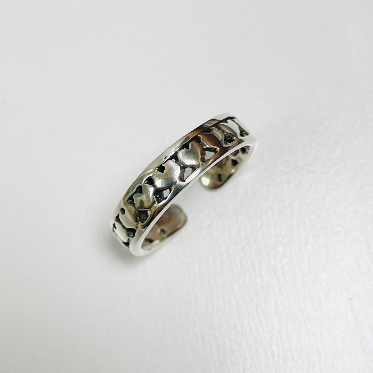 Sterling Silver Hearts Toe Ring: 925 Stamped Midi Ring