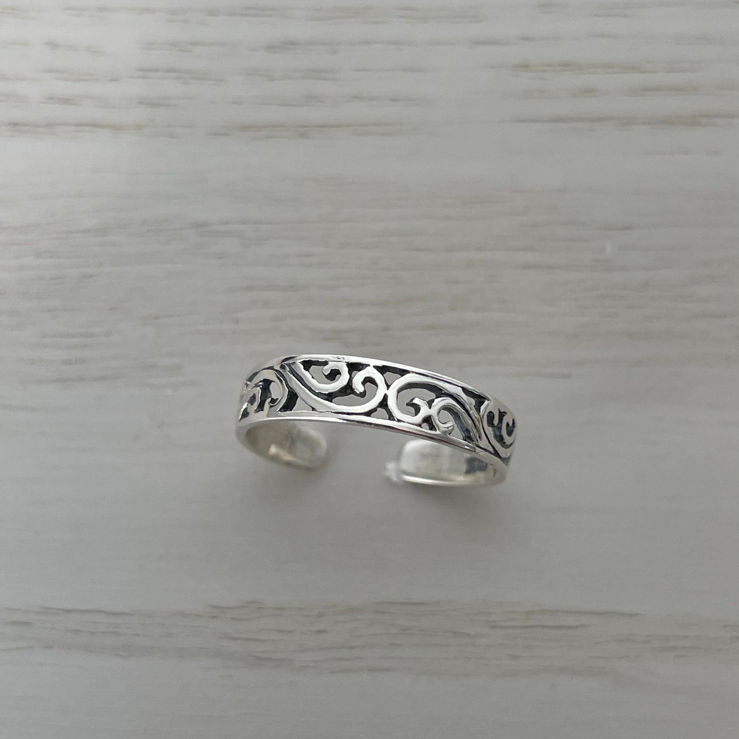 Sterling Silver Filigree Swirl Band Toe Ring - Boho Toe Band, Silver Mini Ring, Adjustable Ring or Toe, Swirls Toe Ring - Silver toe Band