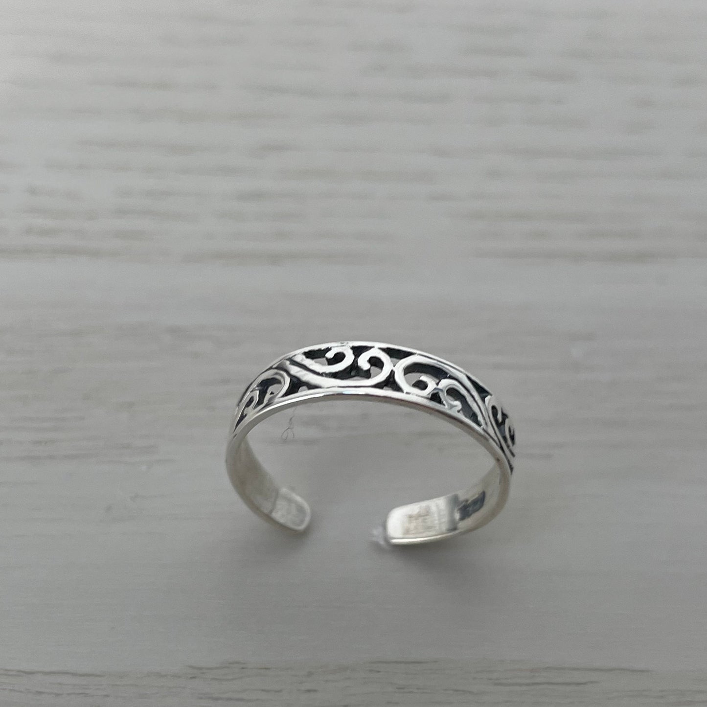 Sterling Silver Filigree Swirl Band Toe Ring - Boho Toe Band, Silver Mini Ring, Adjustable Ring or Toe, Swirls Toe Ring - Silver toe Band