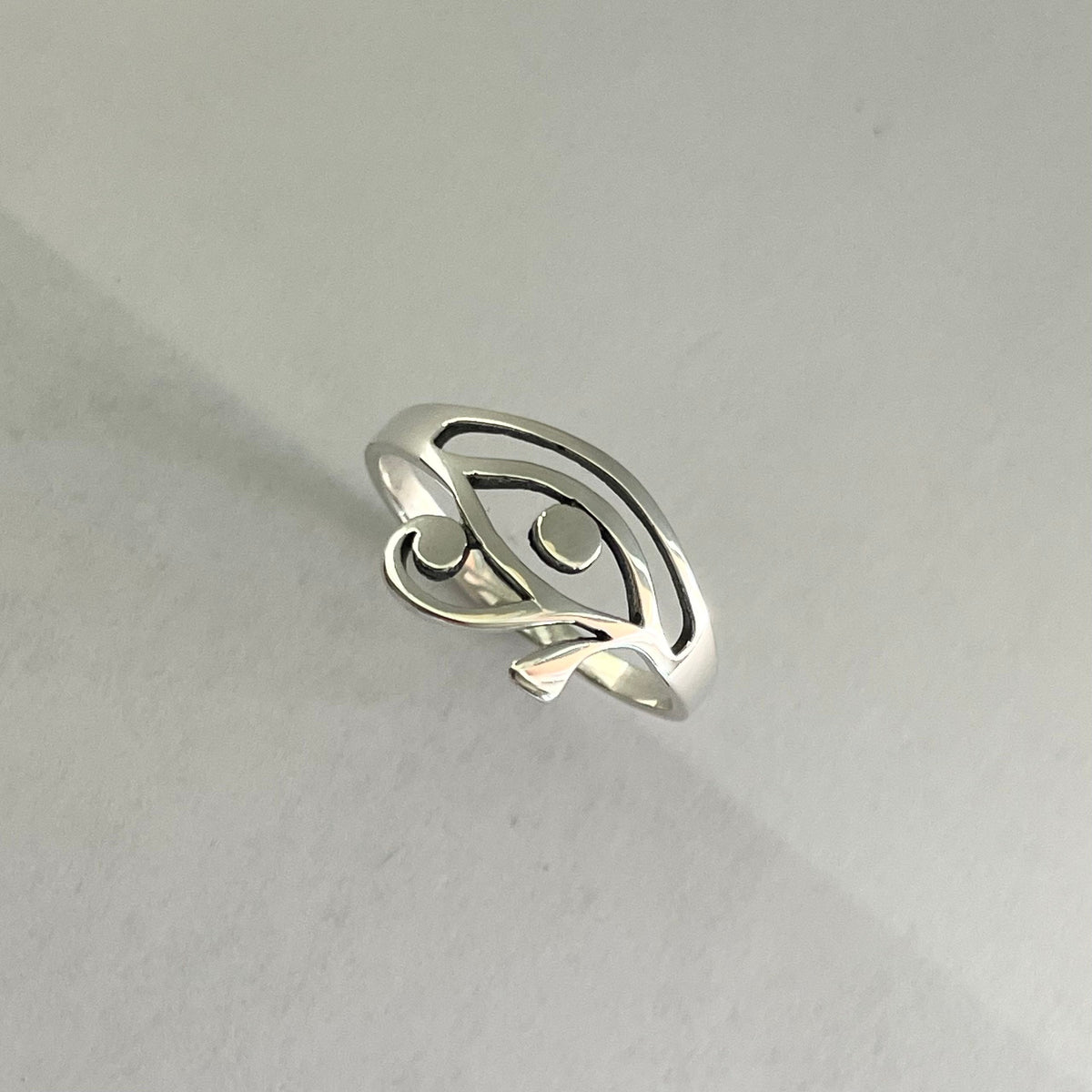 Sterling Silver Eye of Horus Ring: Religious Protection Jewelry