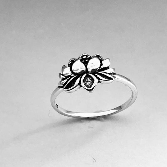 Sterling Silver Lotus Flower Ring, Silver Louts Ring, Lotus Meditation Ring, Zen Ring, Lotus Promise Ring, Just Because, Symbol Purity Ring