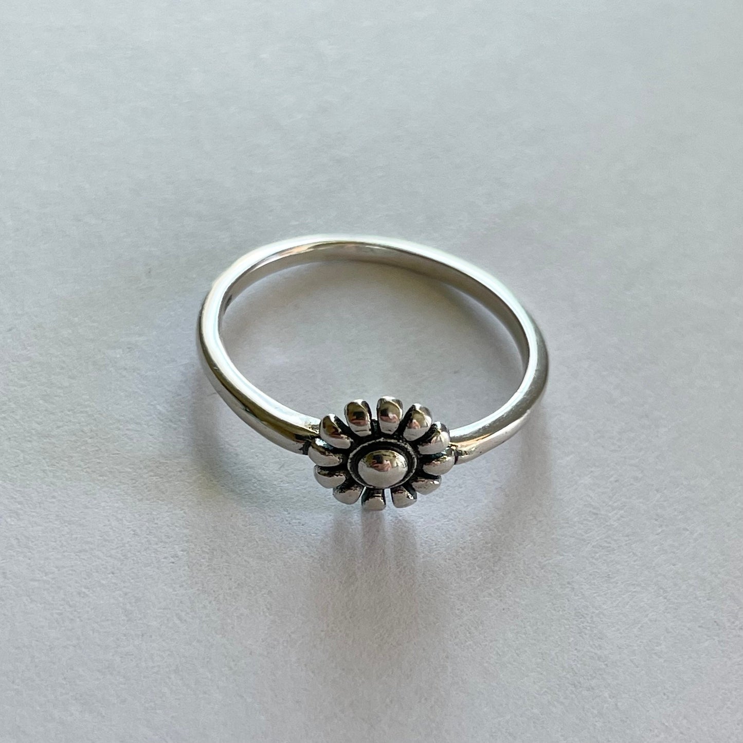 Sterling Silver Daisy Flower Ring, Daisy Ring, Statement Ring, Danity Ring, Flower Ring, Boho Ring, Statement Ring.