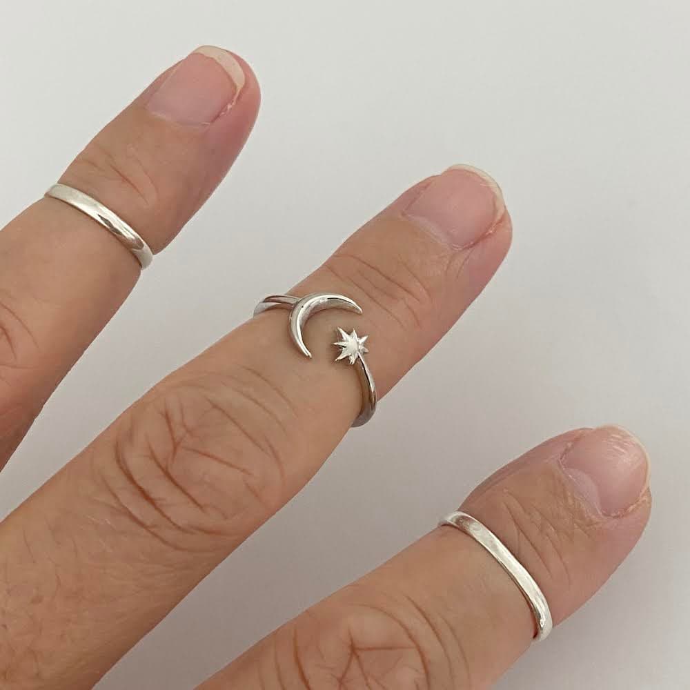 Sterling Silver Star and Moon Ring, Crescent Moon Ring, Twinkle Star Ring, Toe Ring, Dainty Ring, Moon Ring, Promise Toe Ring, Silver Ring.