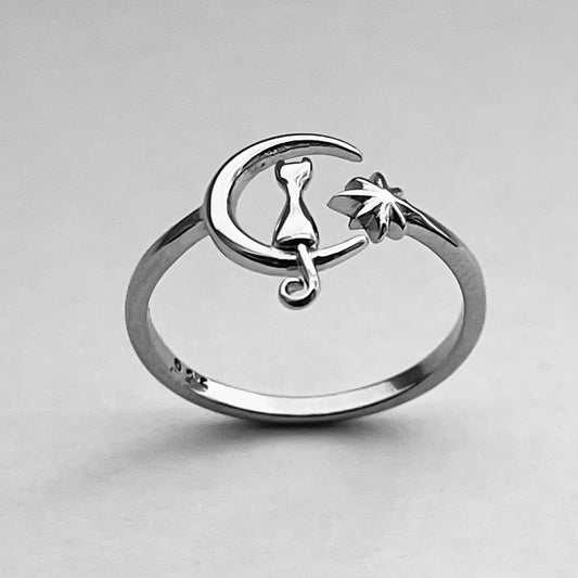 Sterling Silver Twinkle Star Cat on Moon Ring, Crescent Moon Ring, Promise Cat Ring, Dainty Moon Ring, Silver Moon Ring, Twinkle Star Ring