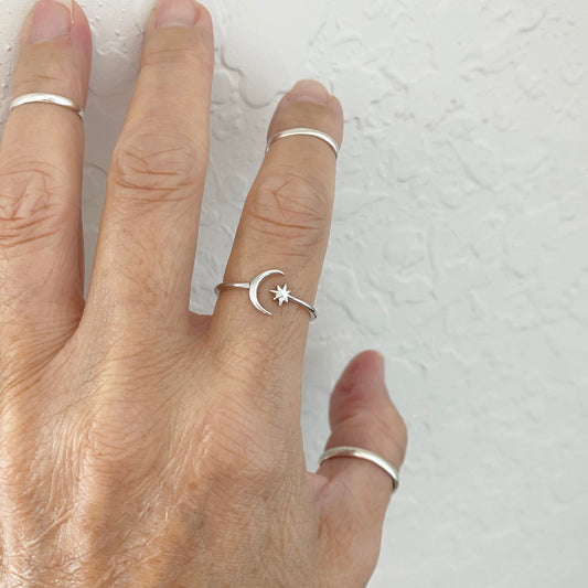 Sterling Silver Star and Moon Ring, Crescent Moon Ring, Twinkle Star Ring, Toe Ring, Dainty Ring, Moon Ring, Promise Toe Ring, Silver Ring.