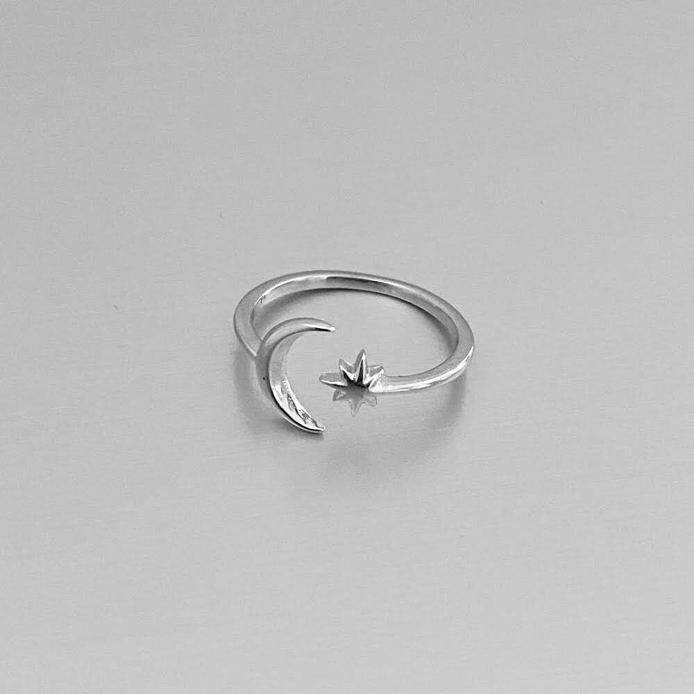 Sterling Silver Star and Moon Ring, Crescent Moon Ring, Twinkle Star Ring, Toe Ring, Dainty Ring, Moon Ring, Promise Toe Ring, Silver Ring.