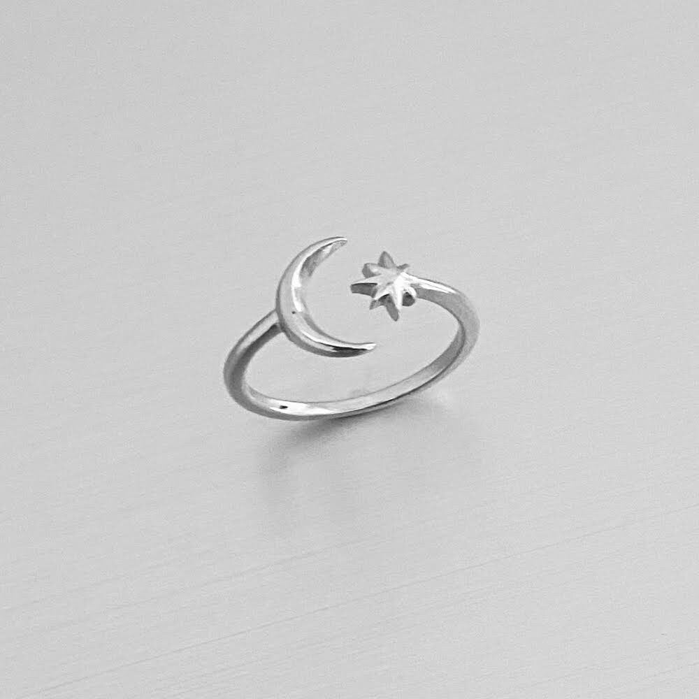 Sterling Silver Star and Moon Ring, Crescent Moon Ring, Twinkle Star Ring, Toe Ring, Dainty Ring, Moon Ring, Promise Toe Ring, Silver Ring.