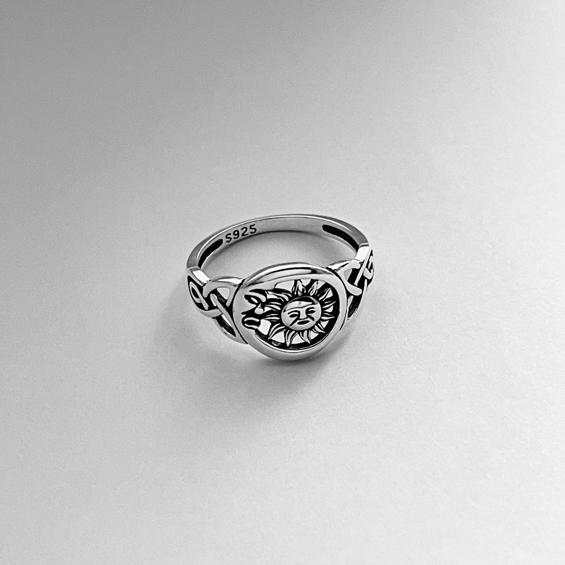 Unisex Sterling Silver Sun and Moon Celtic Ring