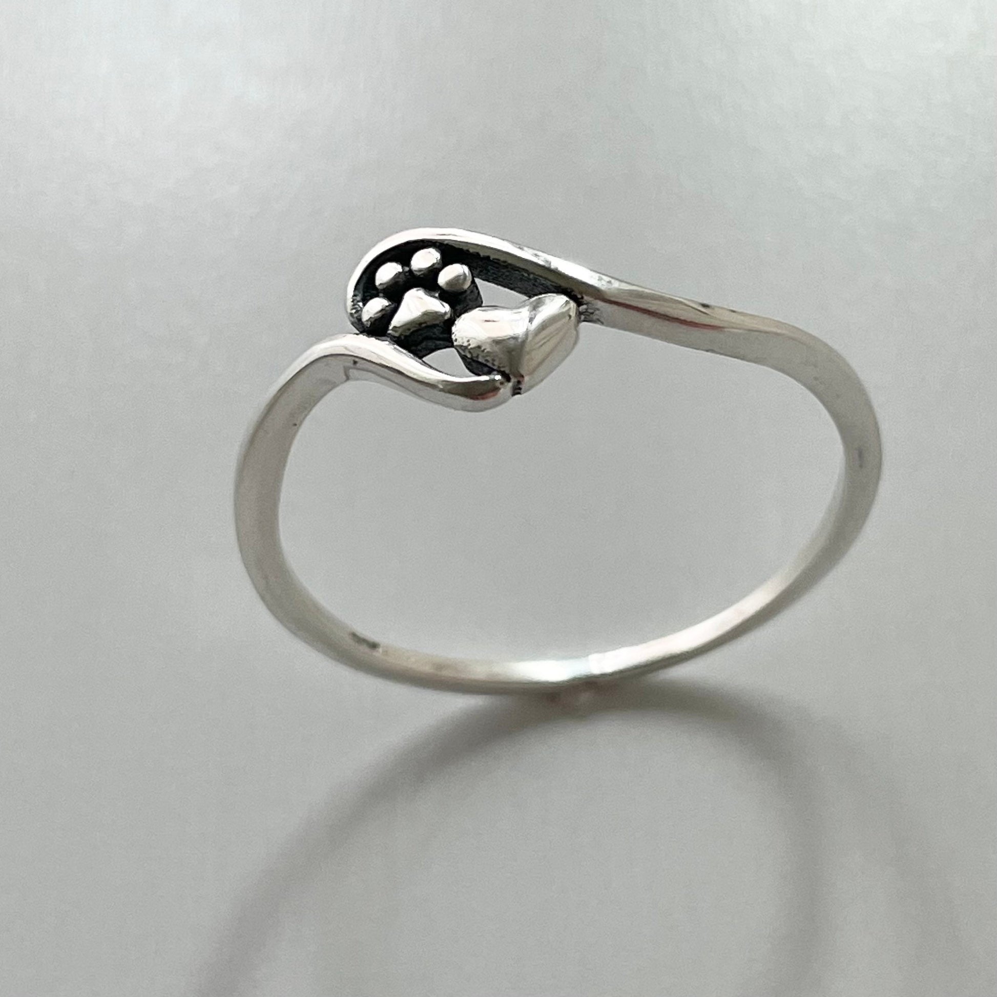 Sterling Silver Dainty Paw Print with Heart, Silver Paw Print Ring, Heart Ring, Paw Ring, Animal Lover Ring, Silver Cat Ring, Siver Dog Ring