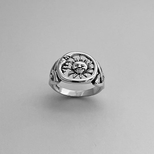 Sterling Silver Sun and Moon Large Unisex Ring, Celtic Sun Ring, Moon Celtic Ring, Celestial Ring, Promise Sun Ring, Sky Ring, Sunshine Ring