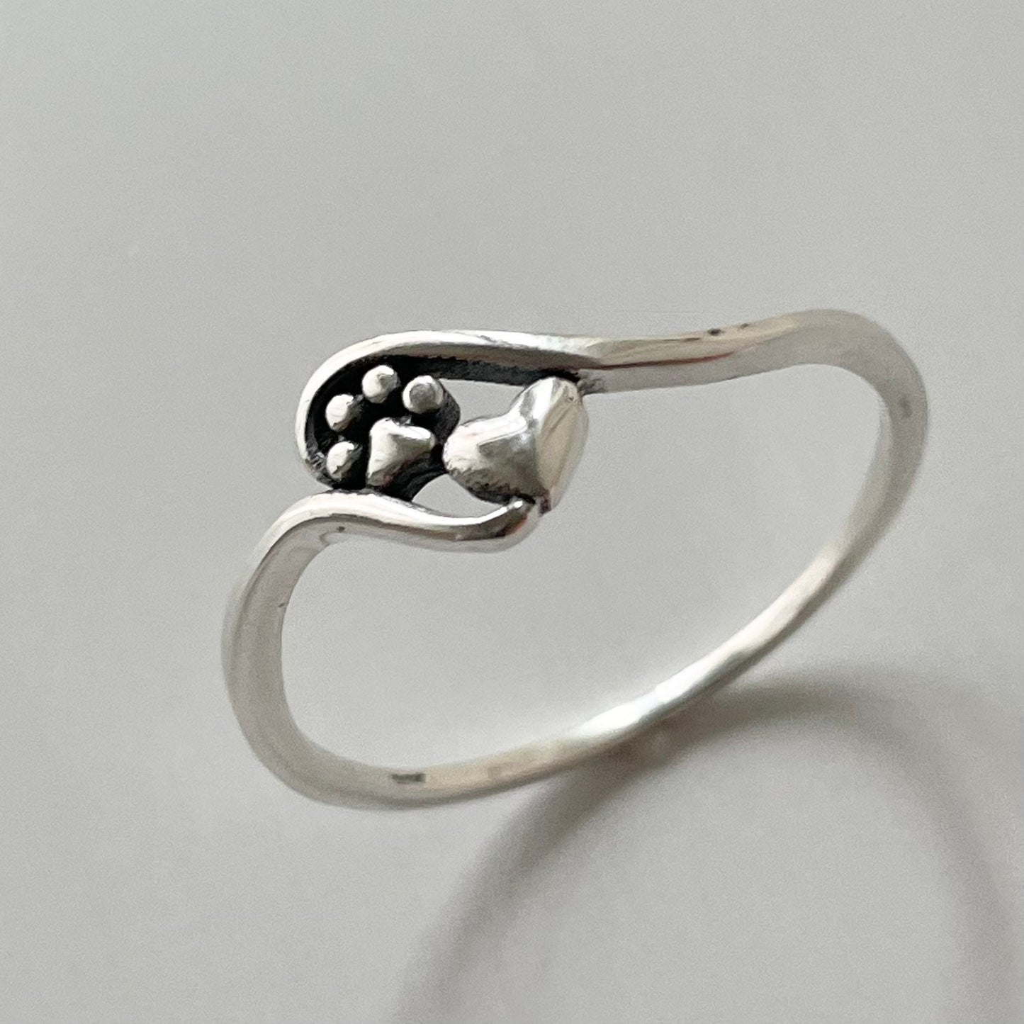 Sterling Silver Dainty Paw Print with Heart, Silver Paw Print Ring, Heart Ring, Paw Ring, Animal Lover Ring, Silver Cat Ring, Siver Dog Ring