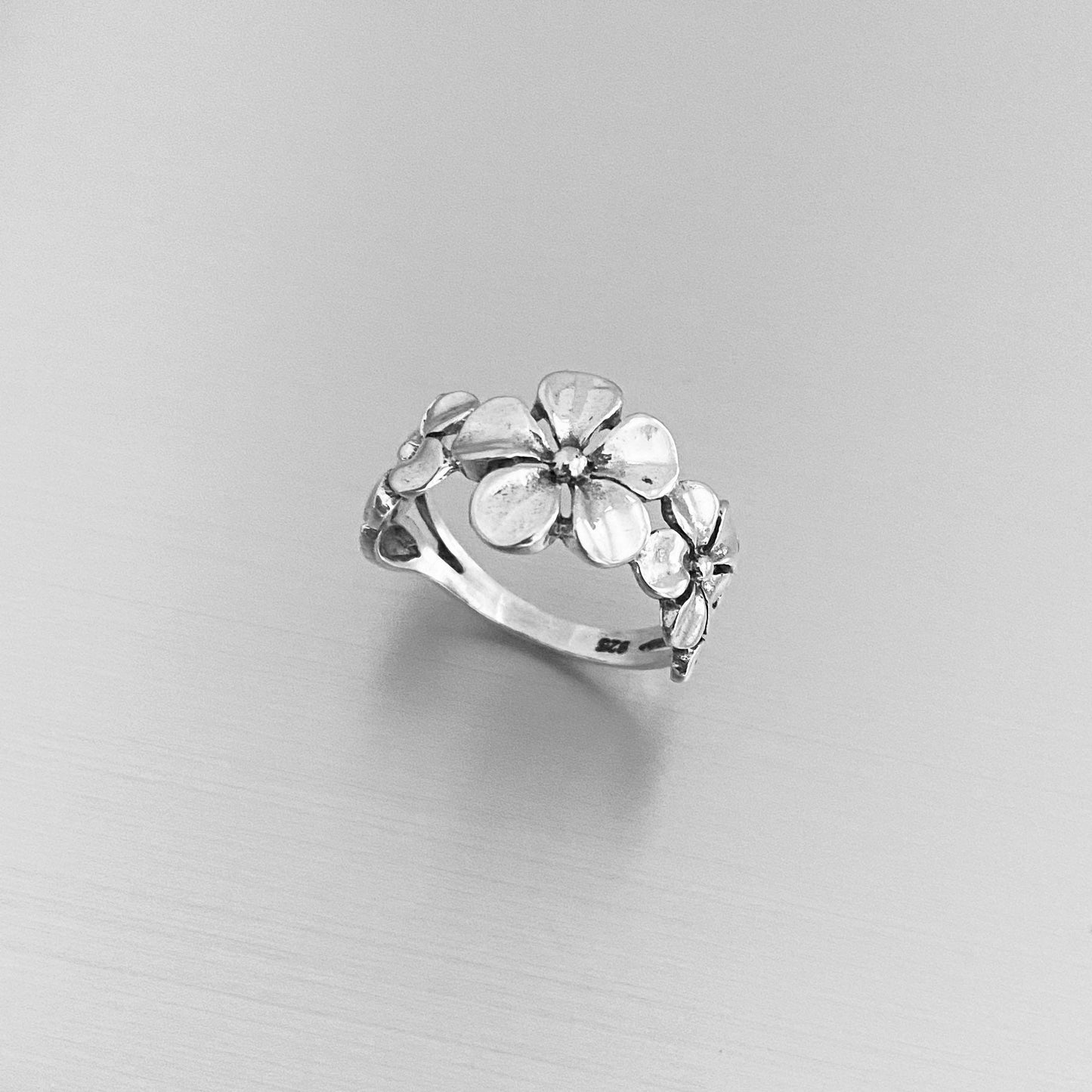 Beautiful Sterling Silver Three Plumeria Flower with Leaf, Hawaii, Silver, Statement, Love, Floral Ring