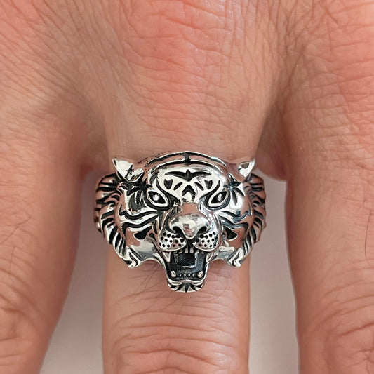 Sterling Silver Unisex Tiger Large Ring, Silver Cat Ring, Love Ring, Promise Ring, Large Ring, Animal Ring, Silver Ring, Silver Tiger Ring