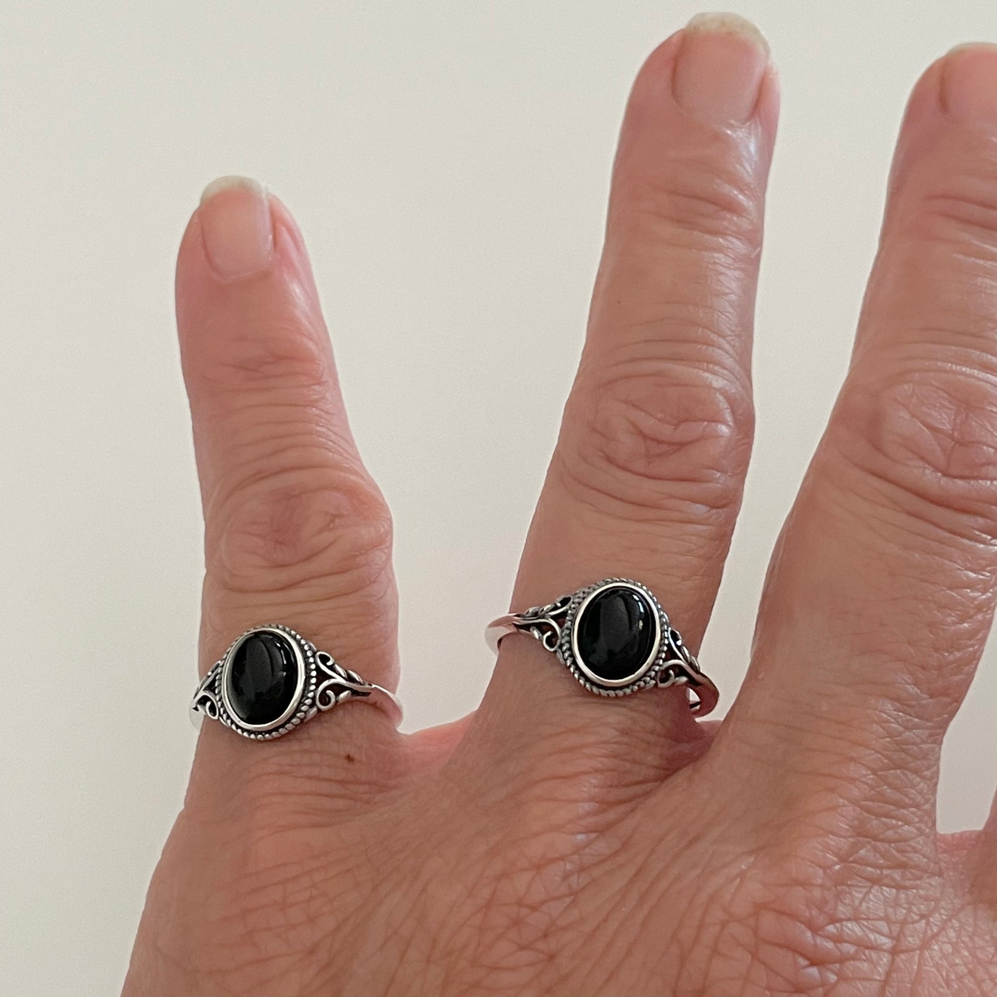 Sterling Silver Vintage Black Agate or Blue Opal Filigree Ring, Swirl Ring, Silver Ring, Black Onyx Ring, Love Ring, Opal Ring, Wedding Ring