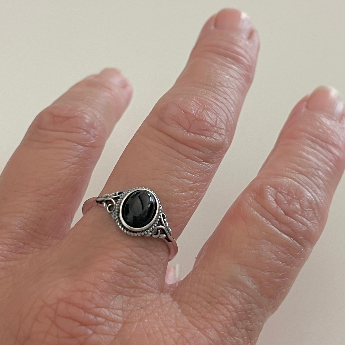 Sterling Silver Vintage Black Agate or Blue Opal Filigree Ring, Swirl Ring, Silver Ring, Black Onyx Ring, Love Ring, Opal Ring, Wedding Ring