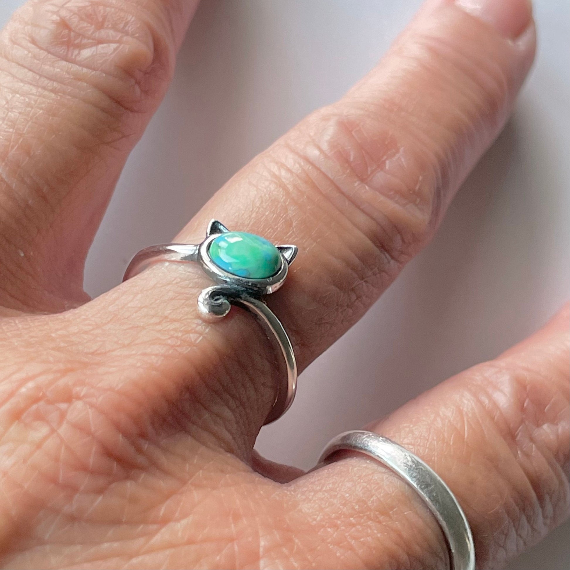 Sterling Silver Genuine Turquoise Cat Ring, Tail Cat Ring, animal ring, kitty silver ring, turquoise ring, promise ring, cat lover ring.