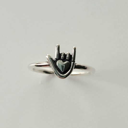 Sterling Silver 'I Love You' Sign Toe Ring: Oxidized Heart Detail