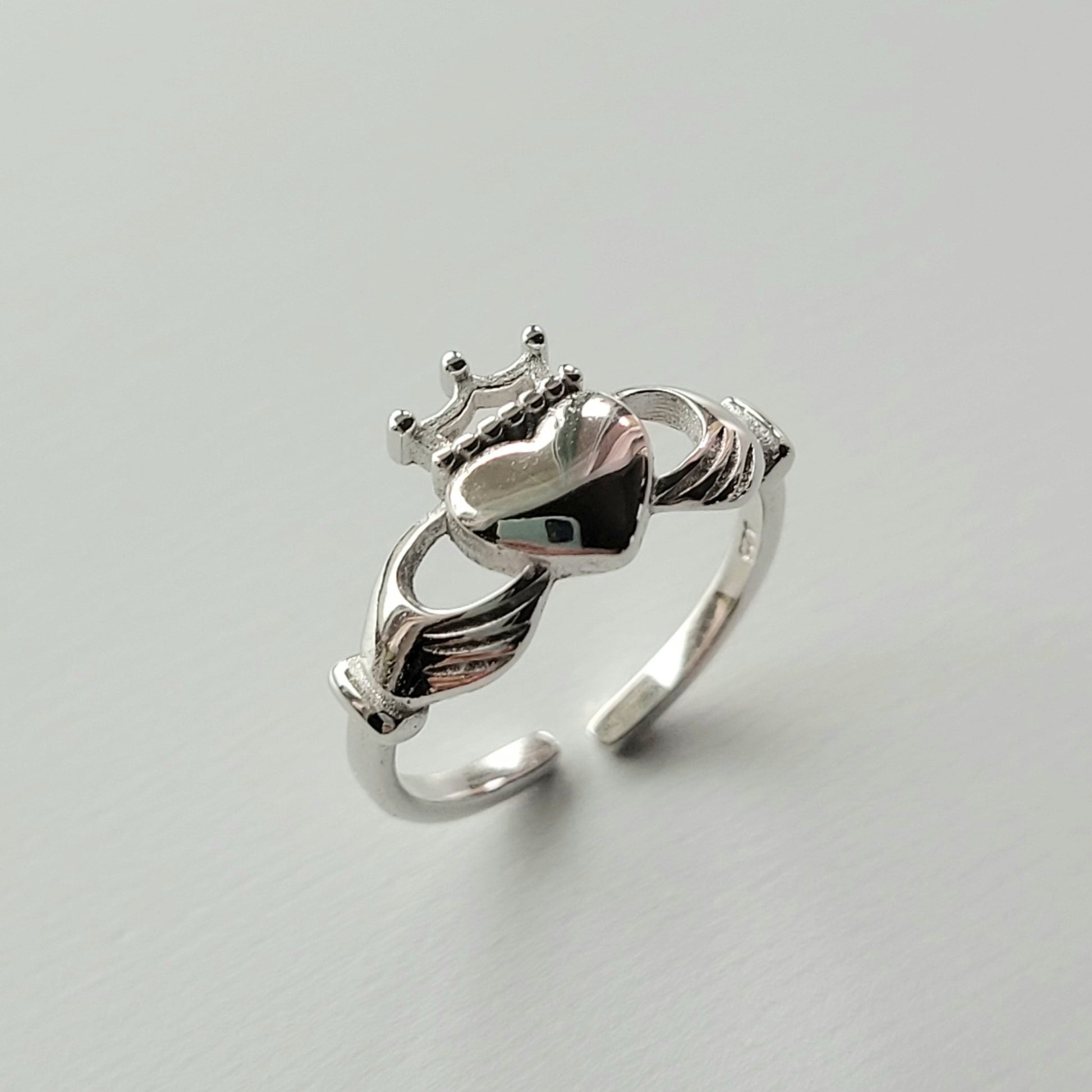 Sterling Silver Irish Claddagh Toe Ring, Silver Toe Ring, Promise Toe Ring, Irish Toe Ring, Loyalty Toe Ring, Silver Claddagh Toe Ring.