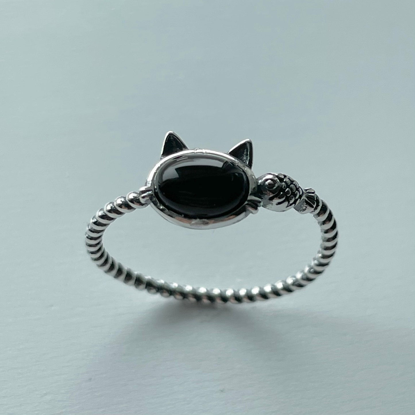 Sterling Silver Black Agate Cat & Fish Rope Ring - Oxidized Animal Jewelry