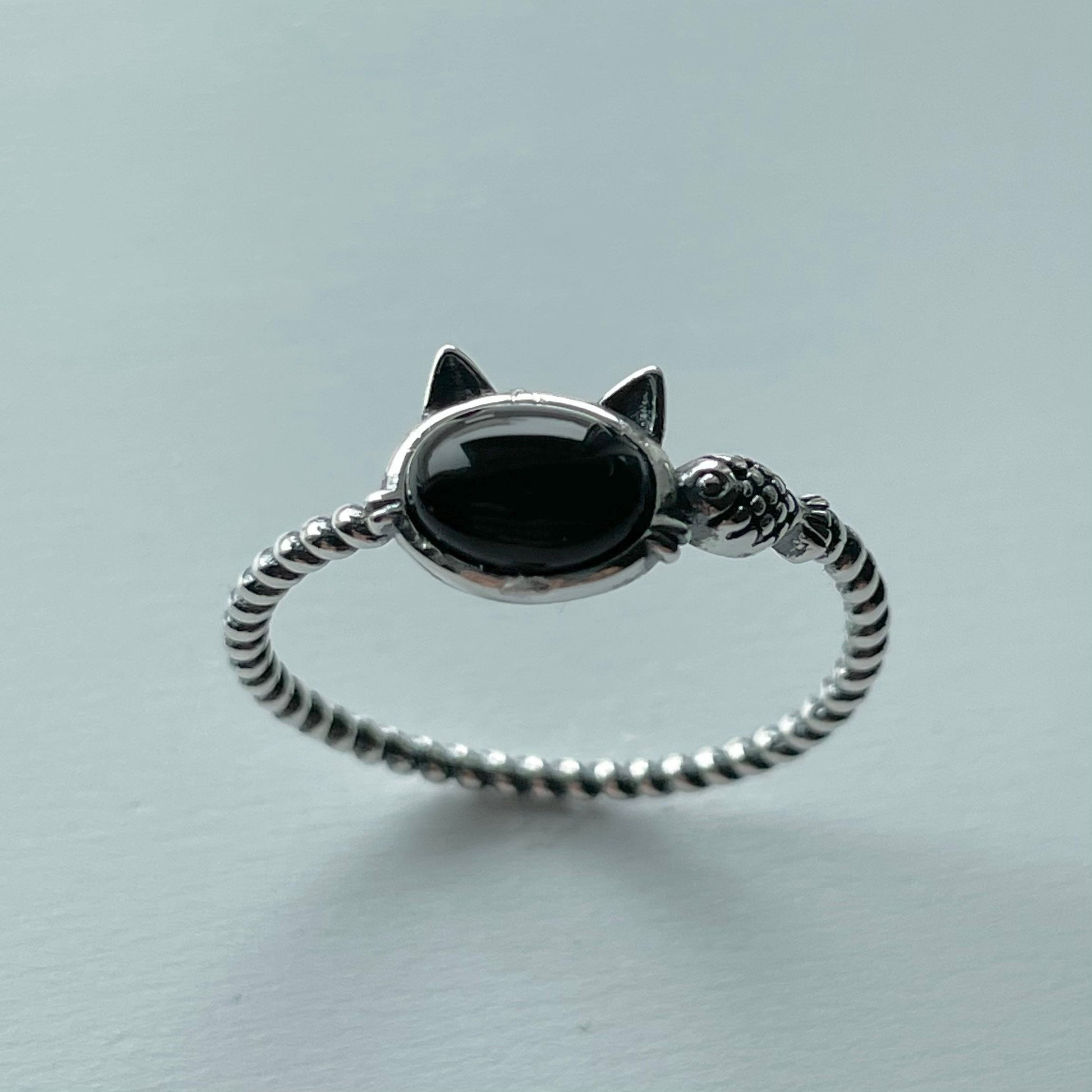 Sterling Silver Black Agate Cat & Fish Rope Ring - Oxidized Animal Jewelry