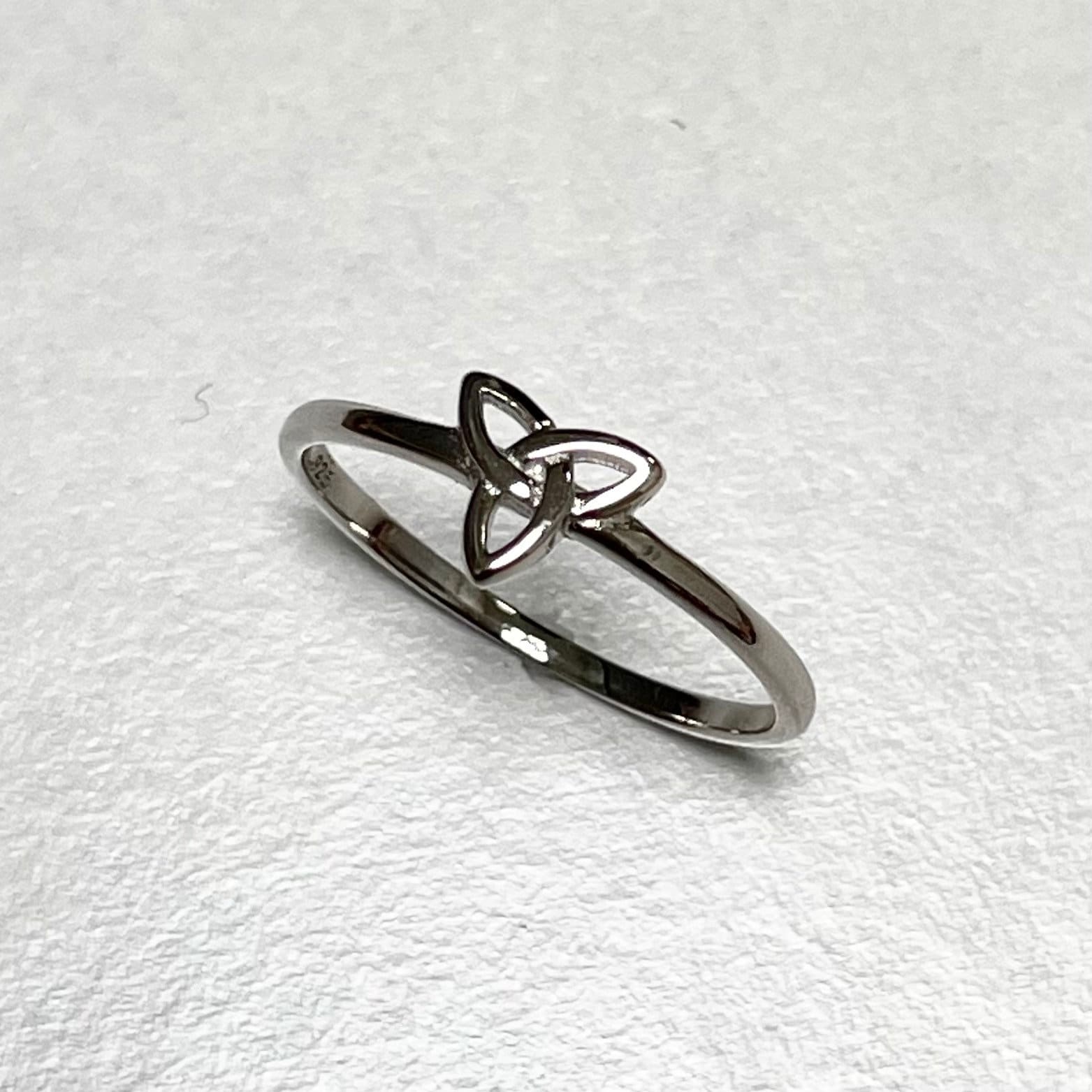 Small Celtic Sterling Silver Ring - Triquetra Ring - Knott Ring - Religious Ring - Statement Ring