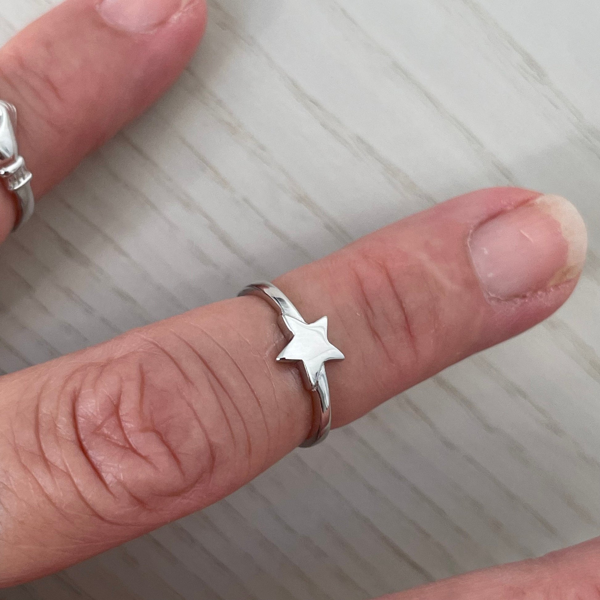 Sterling Silver Star Toe Ring, Pinky Ring, Adjustable Ring, Midi Ring, Silver Star Toe Ring, Silver Toe Ring, Promise Toe Ring