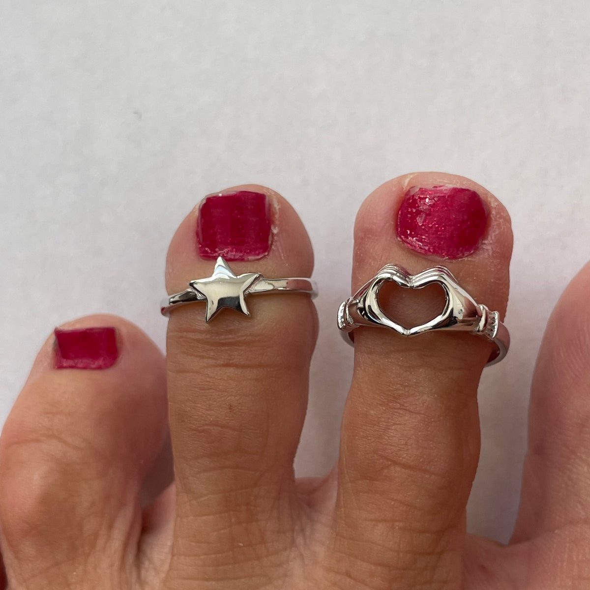 Sterling Silver Heart Toe Ring: Two Hands Promise Ring