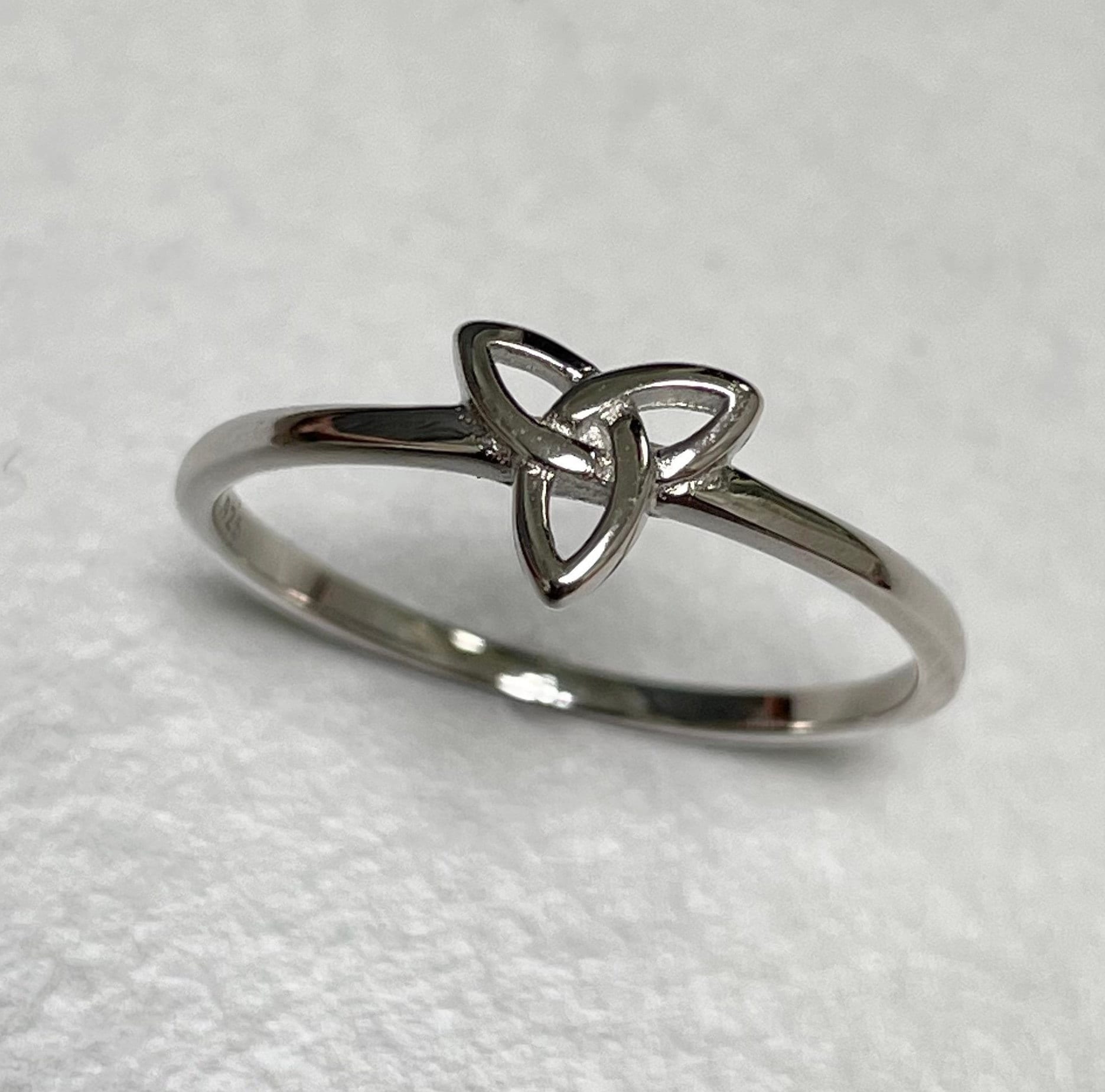 Small Celtic Sterling Silver Ring - Triquetra Ring - Knott Ring - Religious Ring - Statement Ring