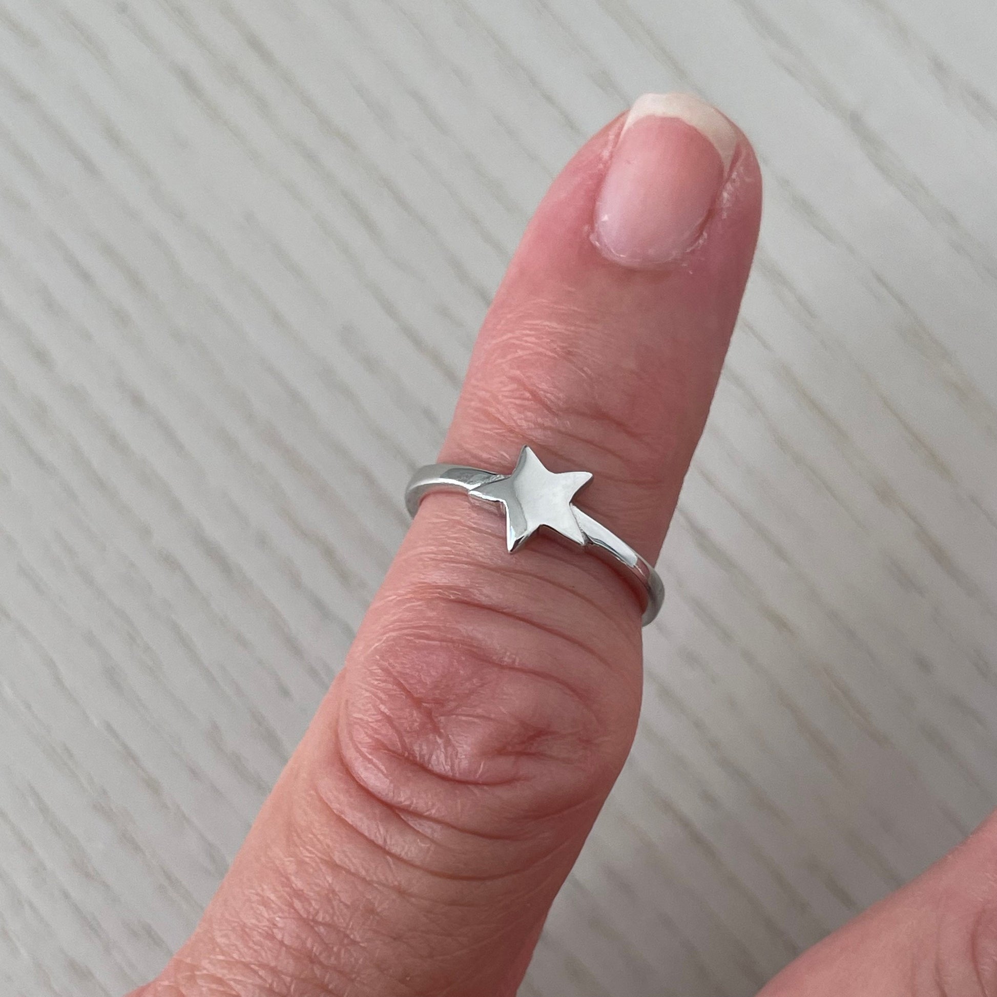 Sterling Silver Star Toe Ring, Pinky Ring, Adjustable Ring, Midi Ring, Silver Star Toe Ring, Silver Toe Ring, Promise Toe Ring