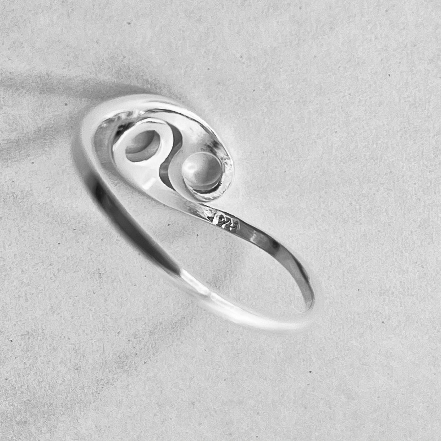 Cancer Zodiac Sterling silver ring, Dainty Ring, astrology ring, silver horoscope ring, Promise Ring, zodiac Cancer ring, Cancer ring.