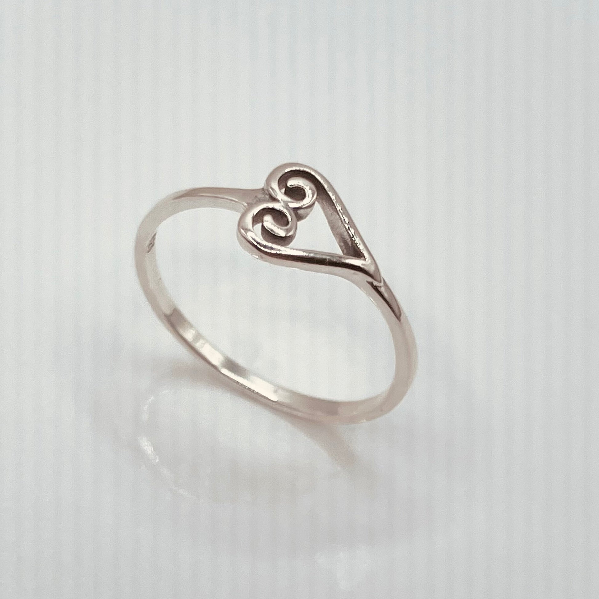 Swirl Heart Sterling Silver Ring, Love Heart Ring, Silver Heart Ring, Swirl Ring, Anniversary Heart Ring, I love you Ring, Promise Ring.