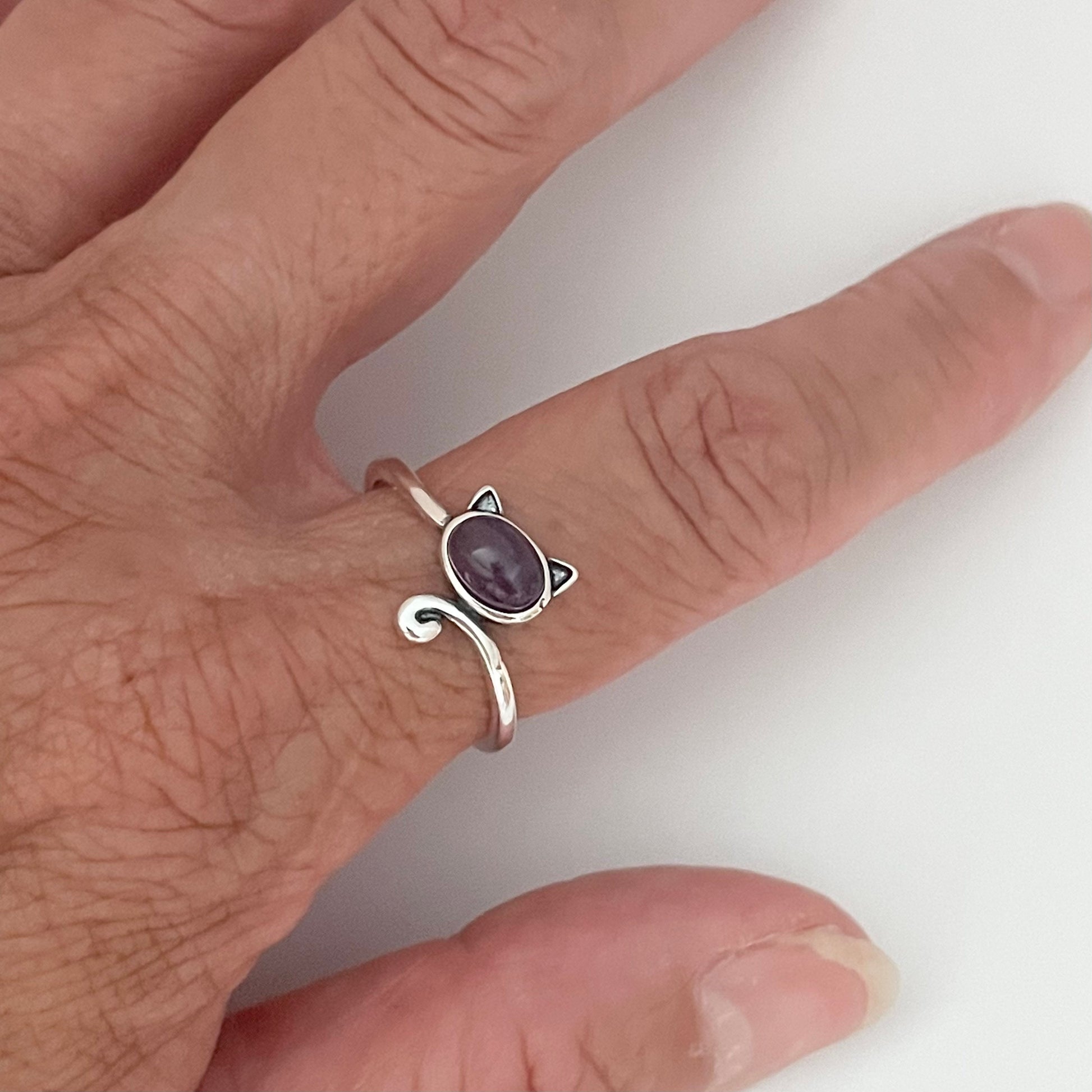 Amethyst Cat Sterling Silver Ring with Long Tail, animal ring, cat ring, tail ring, cat ring, amethyst ring, girl ring, stetement ring