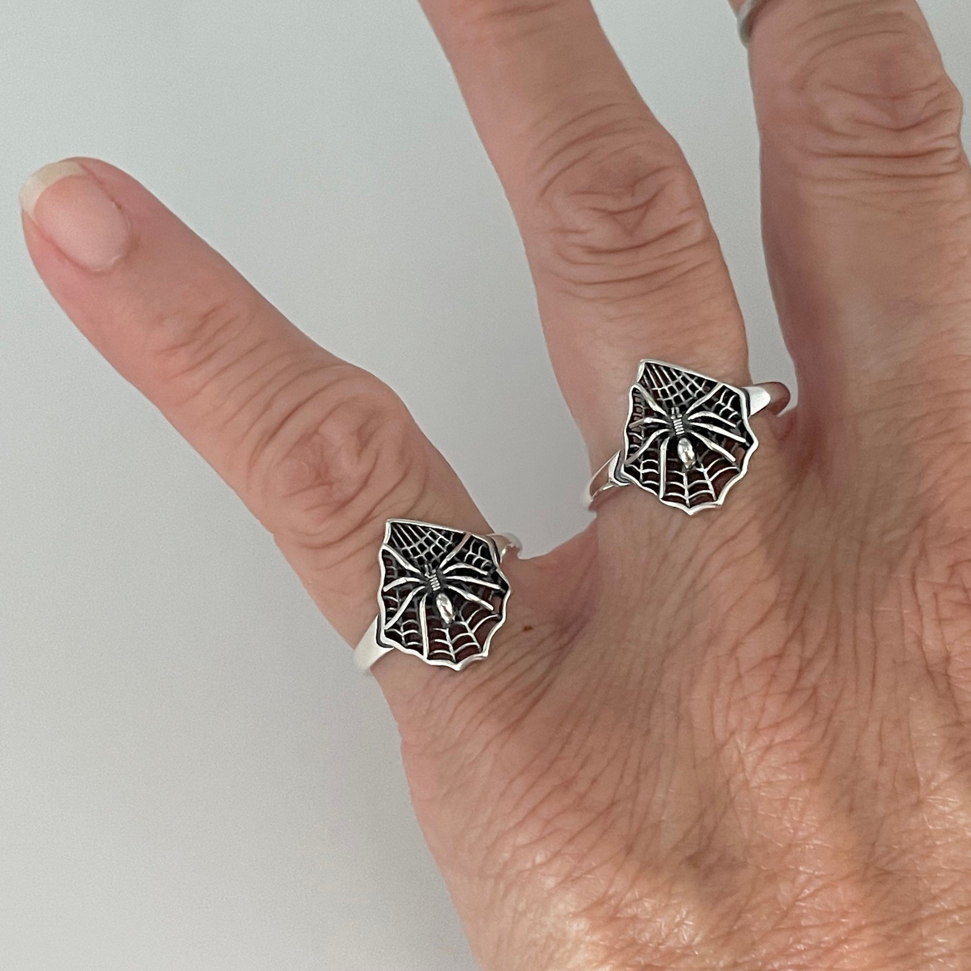 Spider with web Sterling Silver Ring, Silver Ring, Spiderweb Ring, Insect Ring, Spider Ring, Statement Ring, Boho Ring, Fun Ring