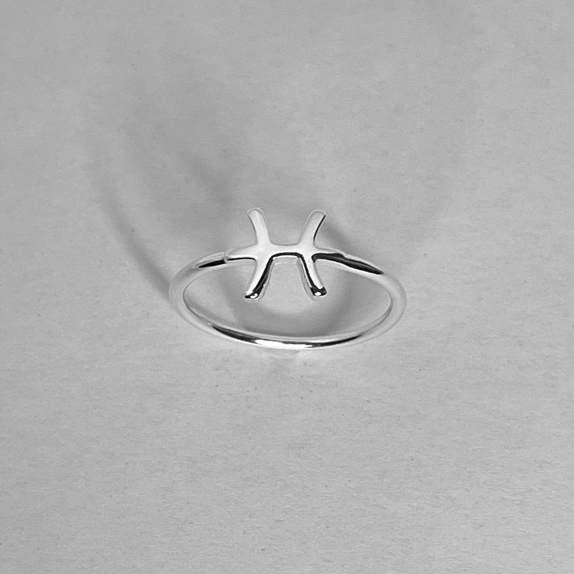 Sterling Silver Pisces Ring: Dainty Horoscope Astrology Ring