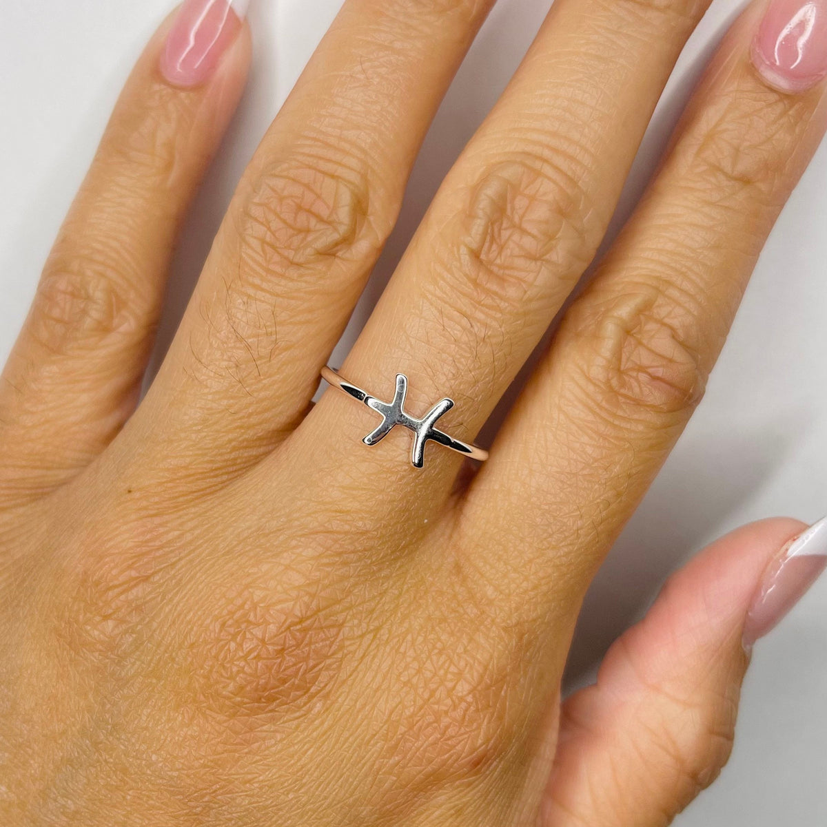 Sterling Silver Pisces Ring: Dainty Horoscope Astrology Ring