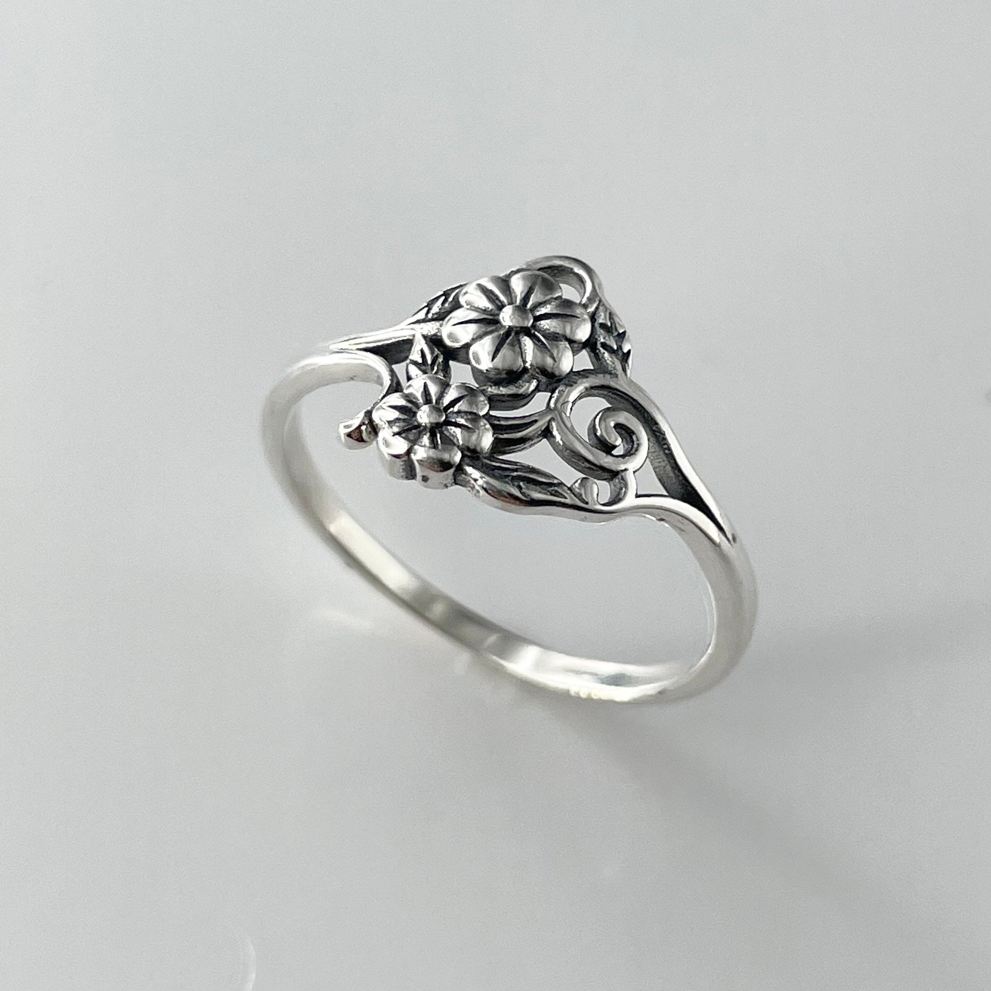 Sterling Silver Sunflower Ring: Oxidized Boho Floral Statement