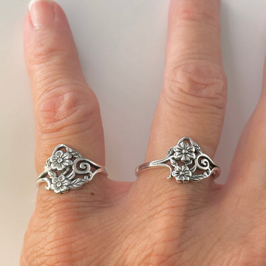 Sterling Silver Sunflower Ring: Oxidized Boho Floral Statement