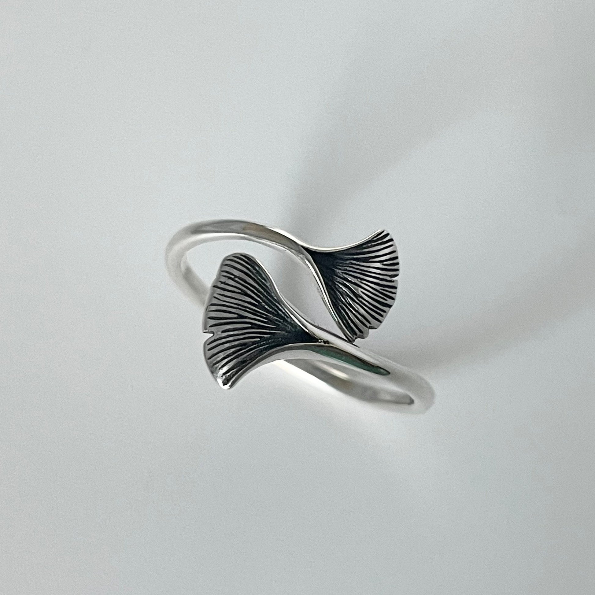 Oxidized Sterling Silver Ginkgo Leaf Ring: Wraparound Boho Style