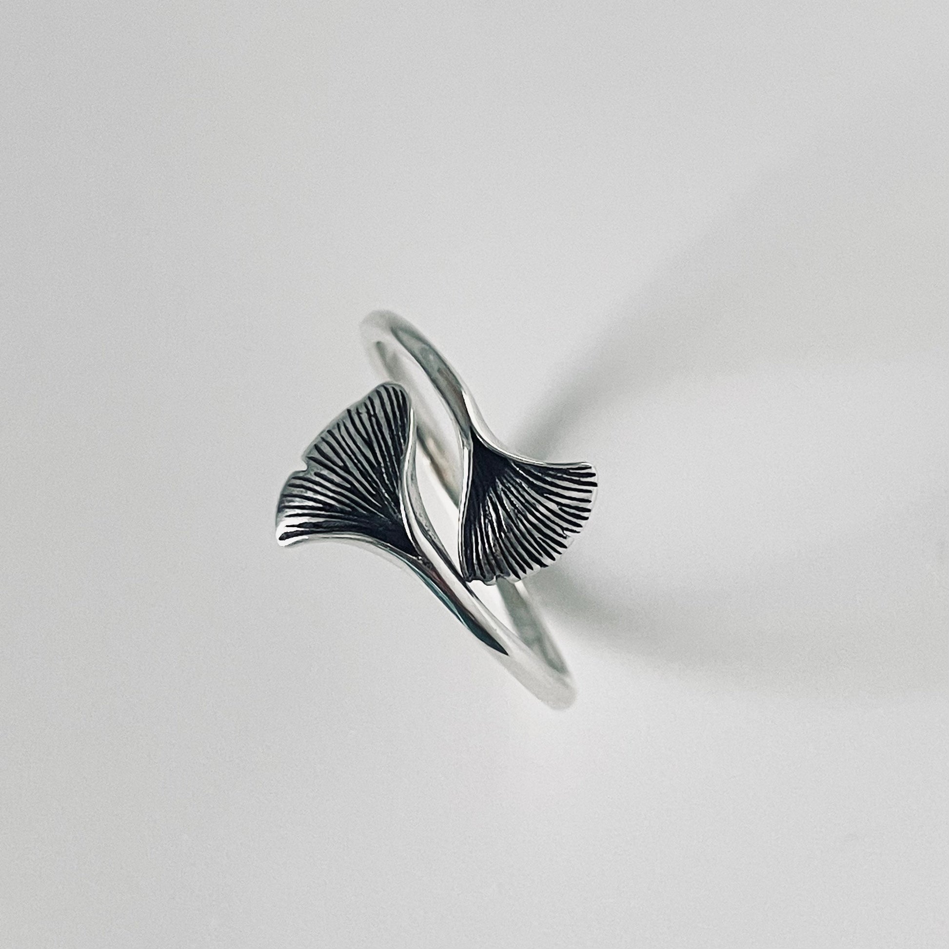 Oxidized Sterling Silver Ginkgo Leaf Ring: Wraparound Boho Style