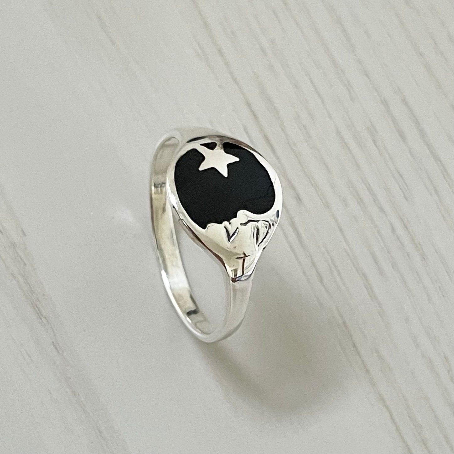 Moon Face with Star Black Agate Sterling Silver Ring, Celestial Ring, Moon Ring, Onyx Ring, Star Ring, Silver Star Ring, Crescent Moon Ring