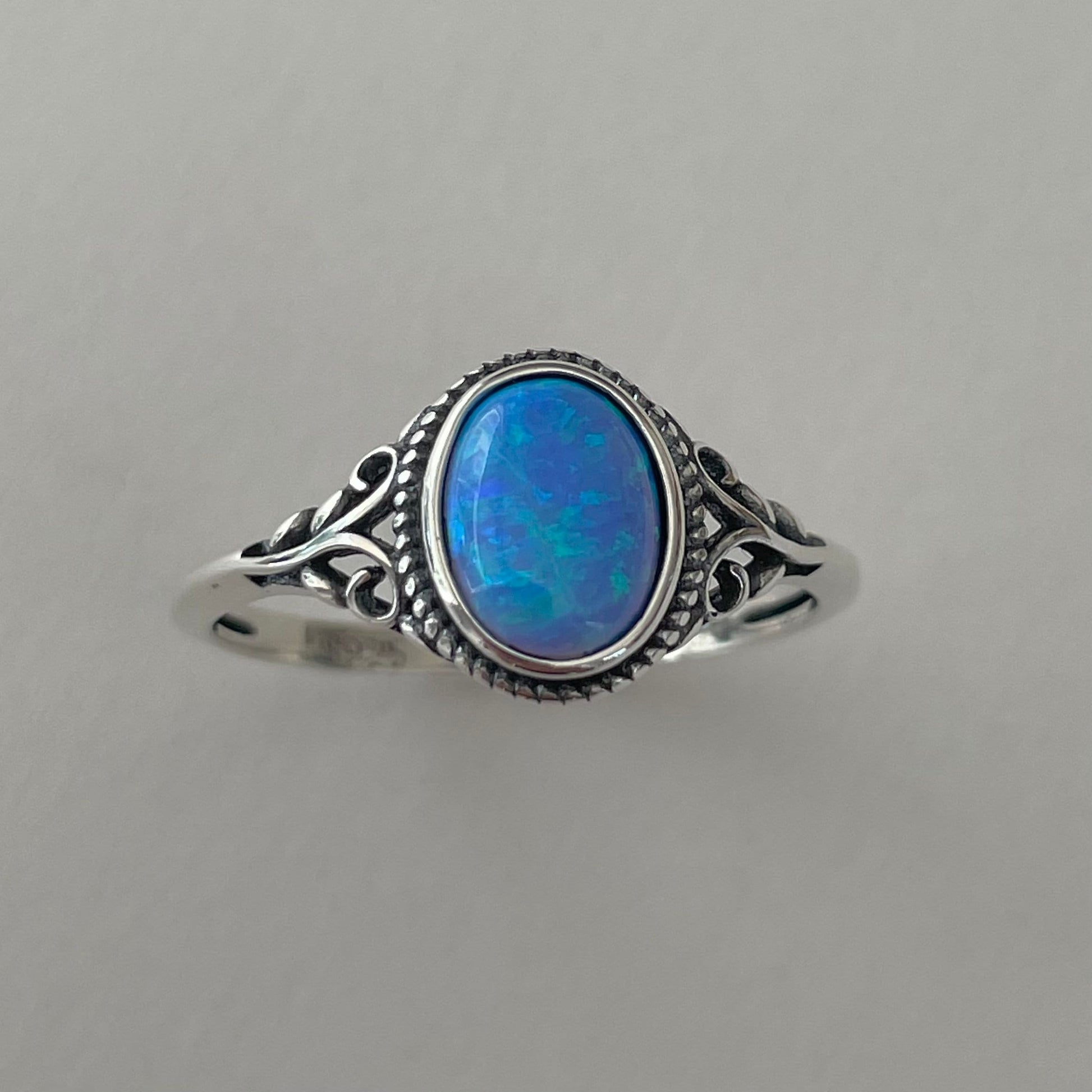 Sterling Silver Vintage Black Agate or Blue Opal Filigree Ring, Swirl Ring, Silver Ring, Black Onyx Ring, Love Ring, Opal Ring, Wedding Ring