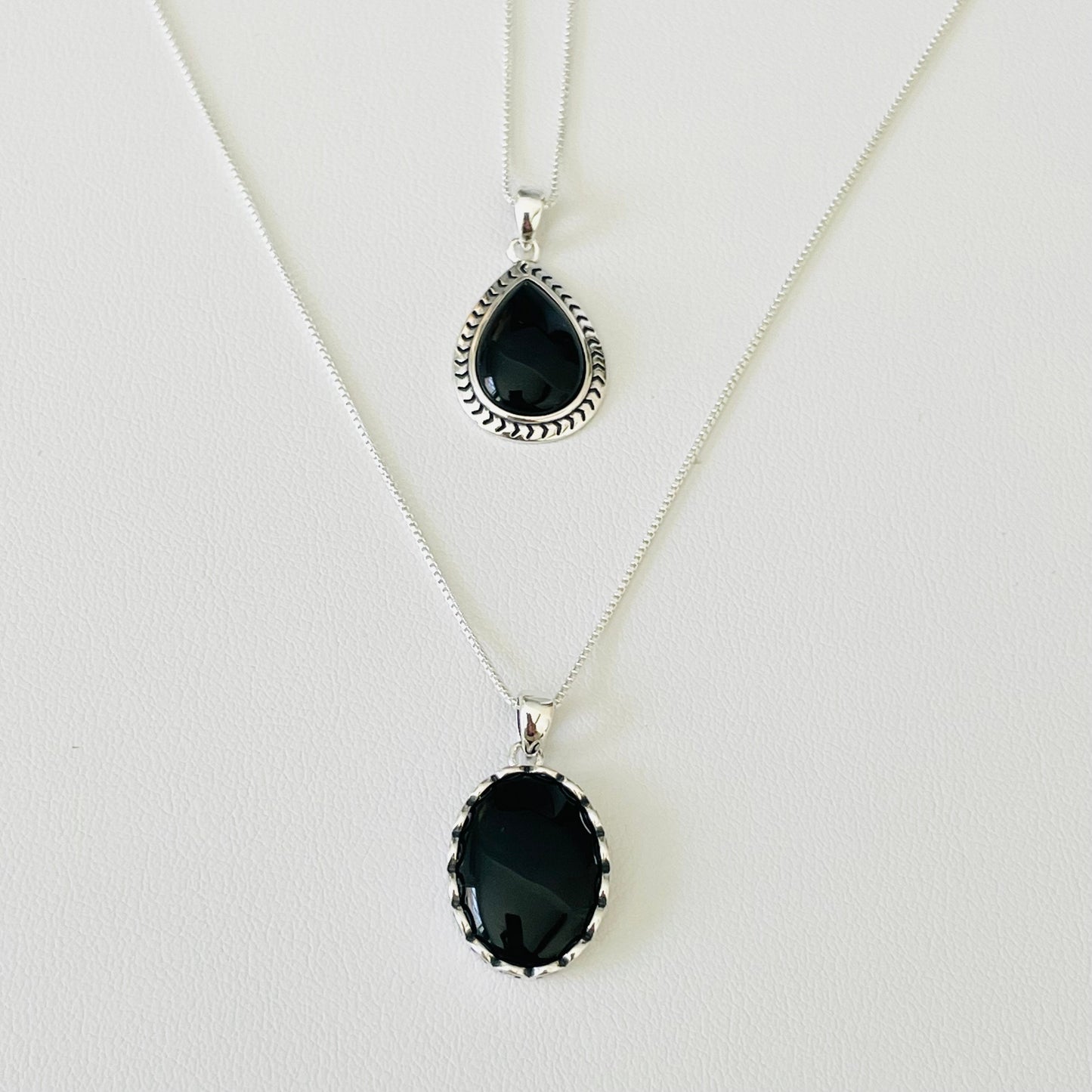 Black Agate Sterling Silver Pendants Necklace, Silver Chain, Flowers Black Agate Pendant, Onyx Pendant, Silver Hawaii Flowers Necklace