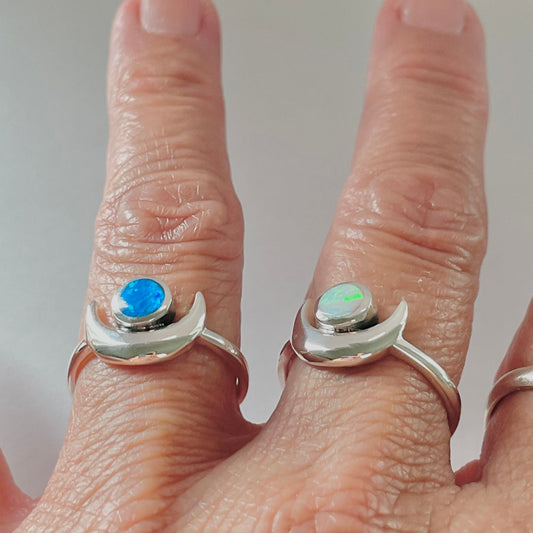 Sterling Silver Full Moon White or Blue Opal Ring, Celestial Silver Ring, White Opal Moon Ring, Blue Opal Moon Ring, Silver Statement Ring