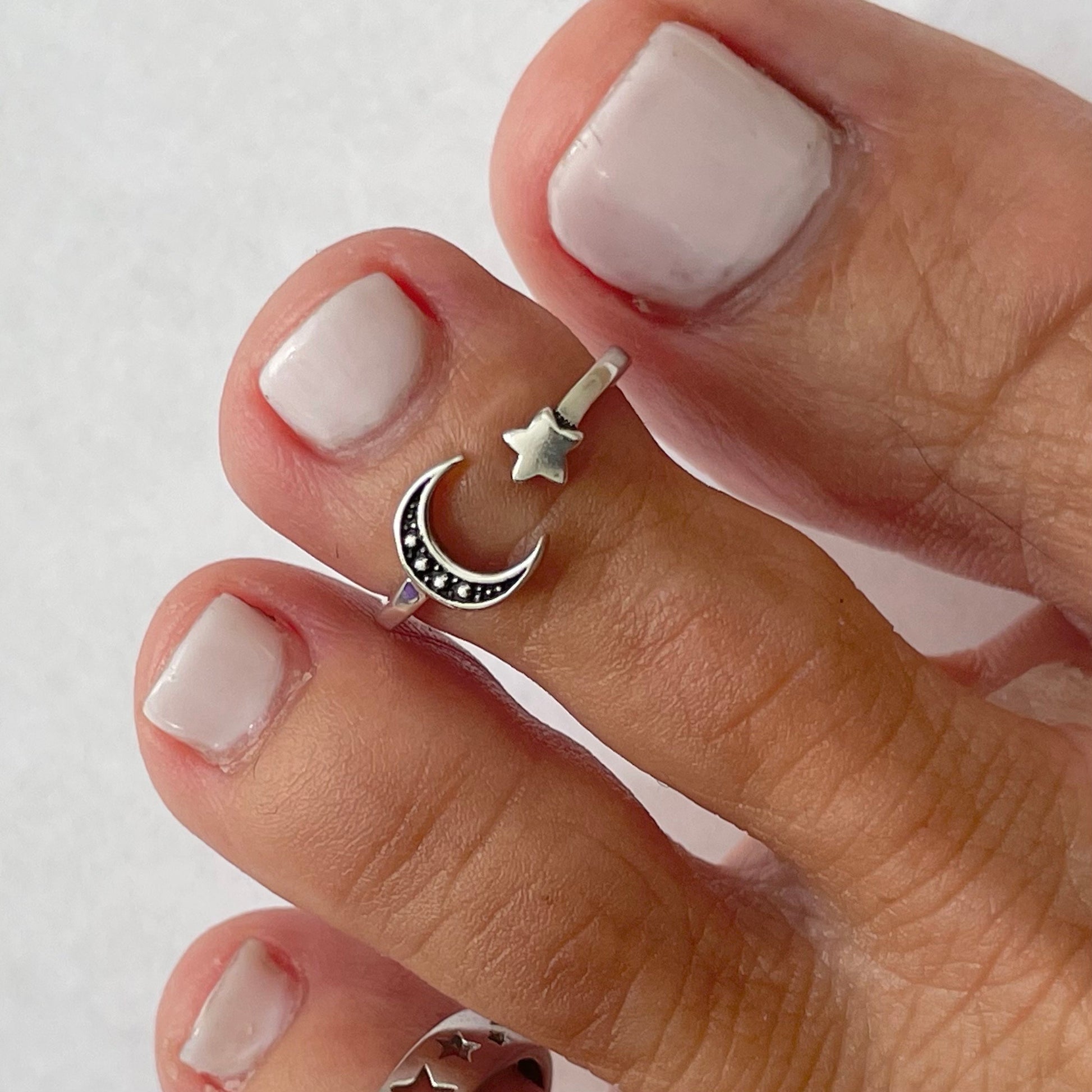 Sterling Silver Stars, Moon and Star Toe Rings, Crescent Moon Toe Ring, Stars Toe Ring Twinkle Star Toe Ring, Silver Stars Toe Band.