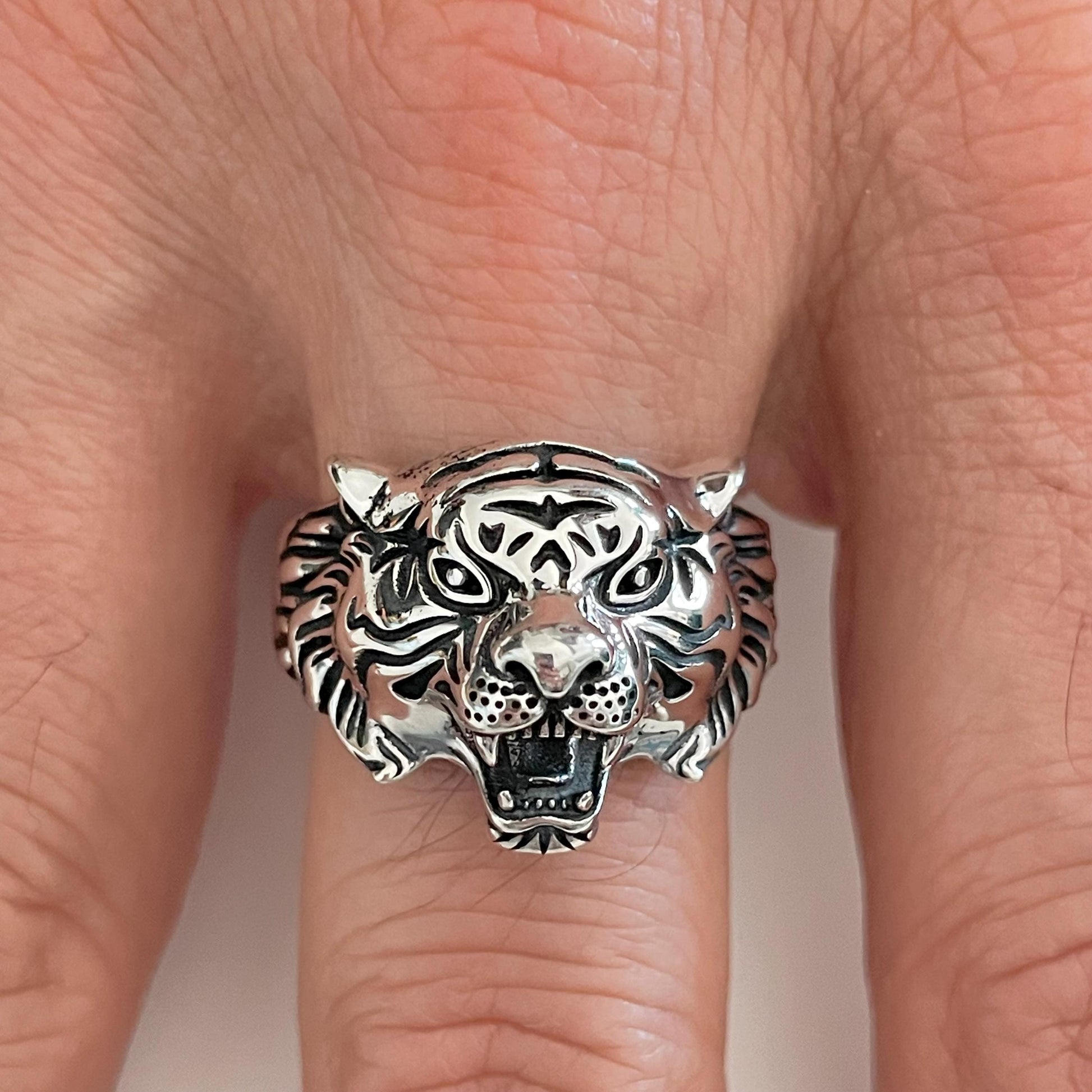 Sterling Silver Unisex Heavy Large Celtic Square Black Agate Band, Silver Black Agate Ring, Celtic Wedding Ring, Boho Ring, Statement Ring,