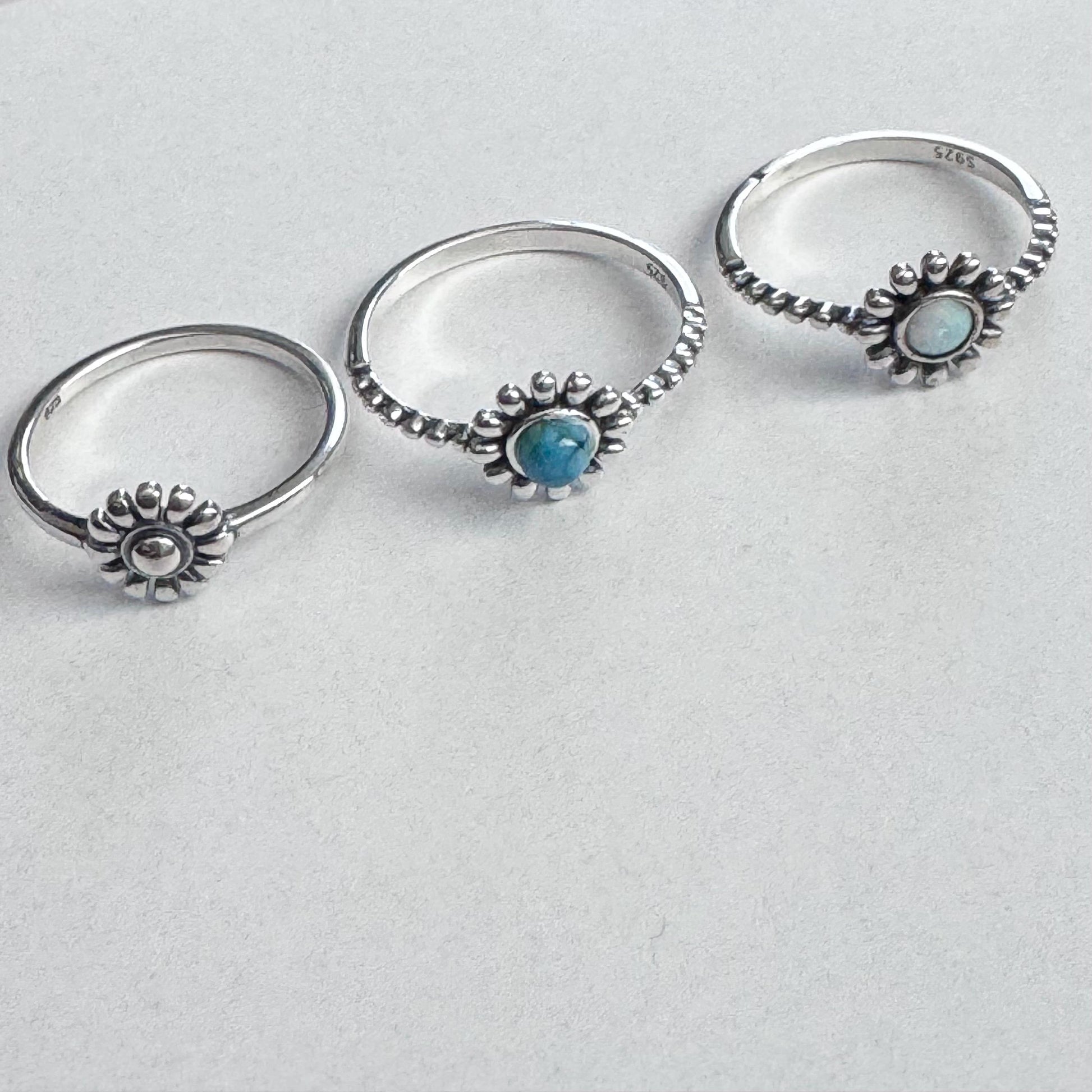Sterling Silver Daisy with White Lab Opal Ring, Dainty Ring, Daisy Ring, Opal Ring, Boho Ring, Flower Ring, White Opal, Happy Flower Ring