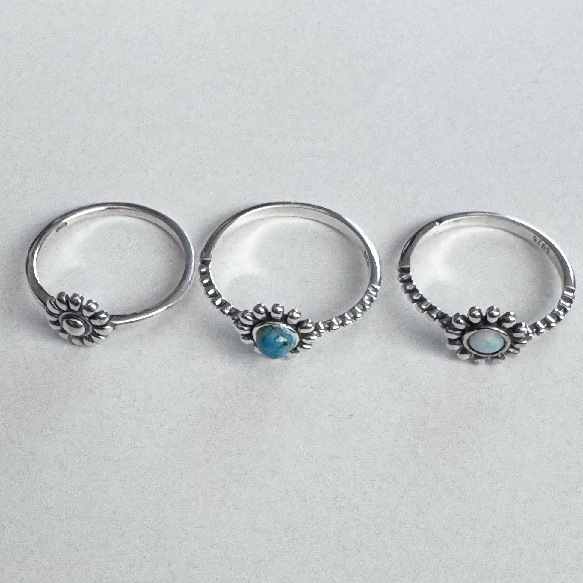 Sterling Silver Daisy with White Lab Opal Ring, Dainty Ring, Daisy Ring, Opal Ring, Boho Ring, Flower Ring, White Opal, Happy Flower Ring