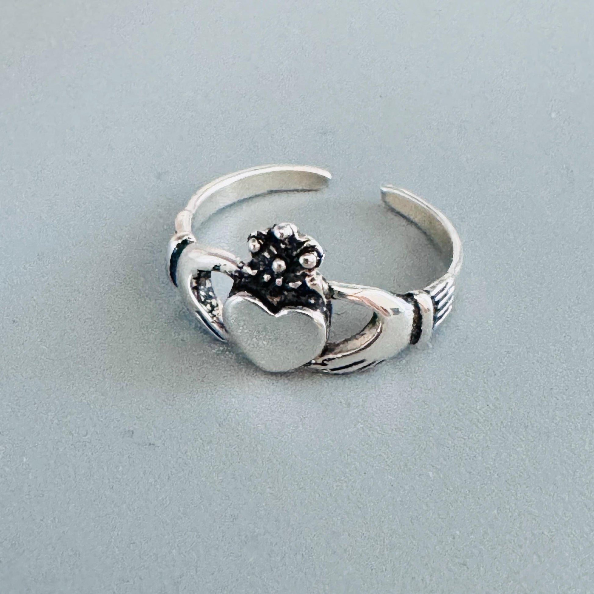 Irish Claddagh Sterling Silver Toe Ring, Claddagh Toe Ring, Dainty Toe Ring, Loyalty Toe Ring, Friendship Toe Ring, Irish Ring.